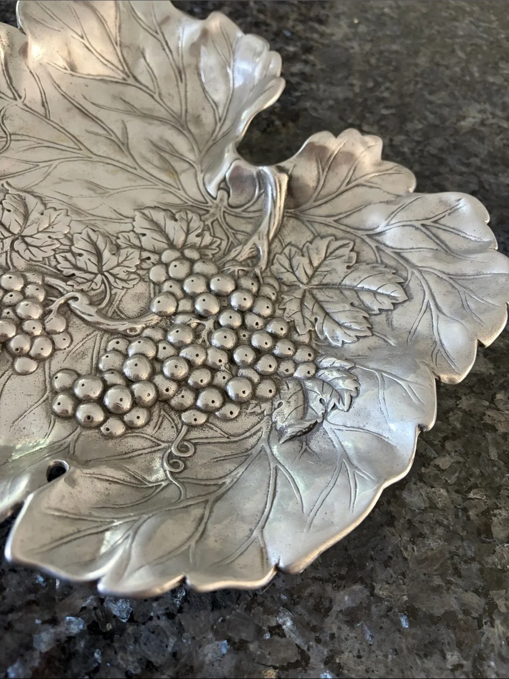 Arthur Court Sand Cast Aluminum Platter Grape Leaf Pattern Vintage 1993